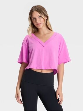 JoyLab Pink Cropped V-Neck Tee